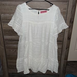 Boutique white dress!!